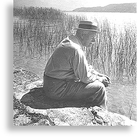 JungByLake_250pxShadow0202